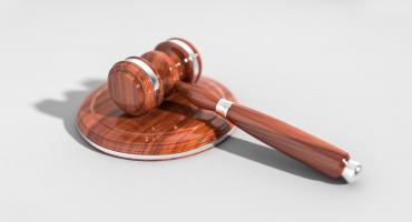 Olsztyn// Ruszył proces kobiety z Reszla oskarżonej o zabójstwo swojego męża
